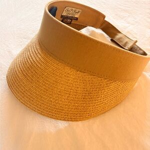New without tags sun visor raffia